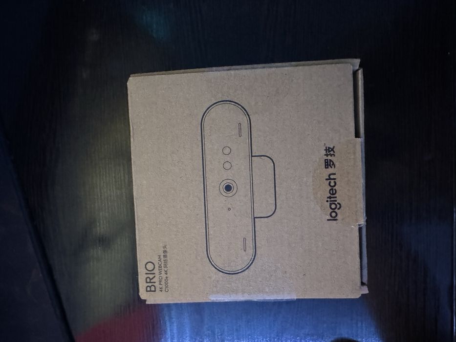 Продам камеру Веб-камера Logitech Brio