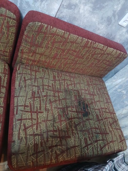 Продам диван и кресло