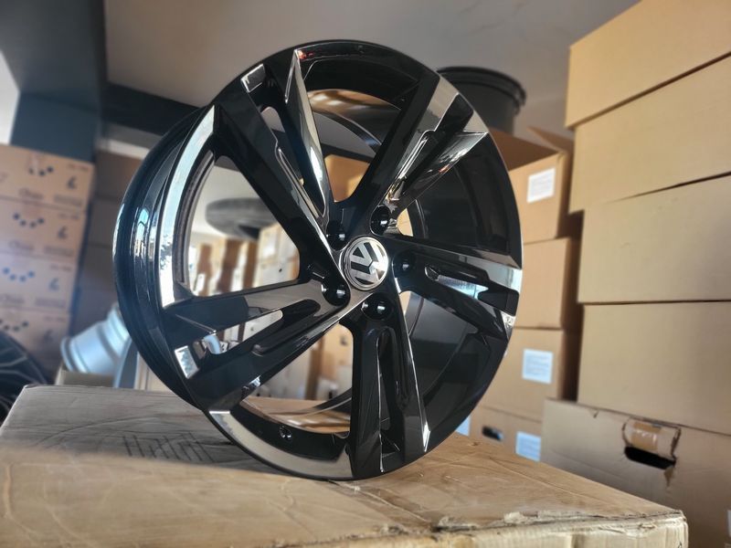 18цола Vw Volkswagen Фолксваген 5x112 4бр