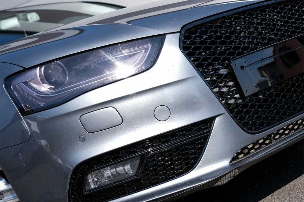 Grila Centrala Audi A4 B8 Facelift (2012-2015) RS Design Negru Lucios