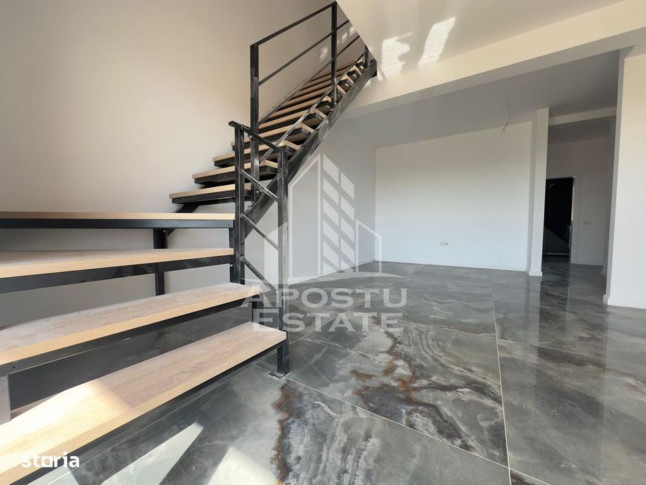 Penthouse cu 3 camere, 2 bai si dressing in spate la Lidl — fotografia 1