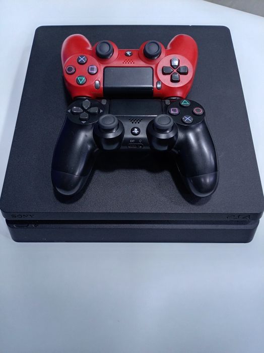 PlayStation 4 slim