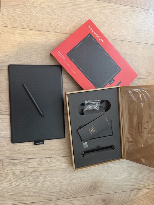 Графичен Таблет WACOM ONE MEDIUM ctl 672  black