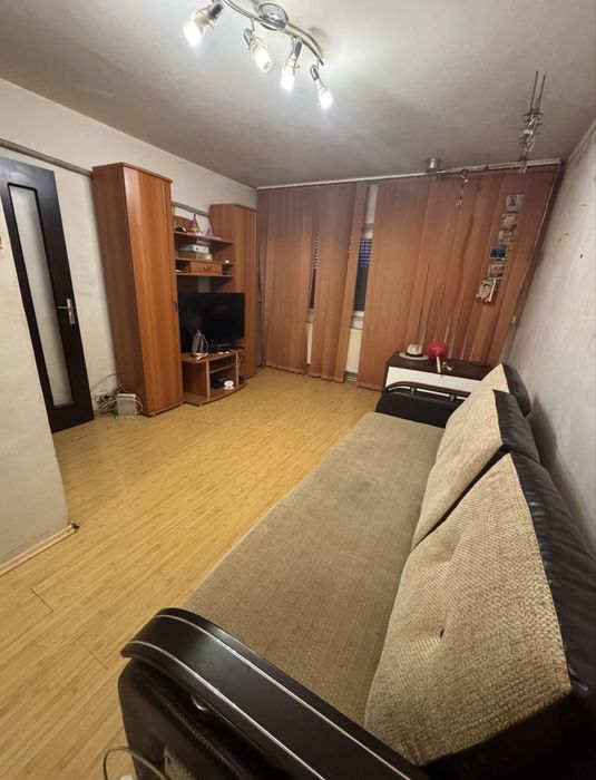 Vand apartament 2 camere Calarasi