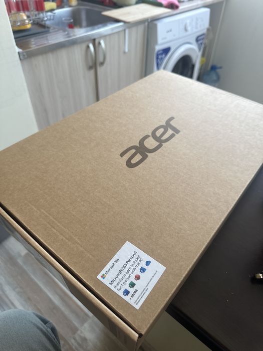 Acer лаптоп като нов с гаранция