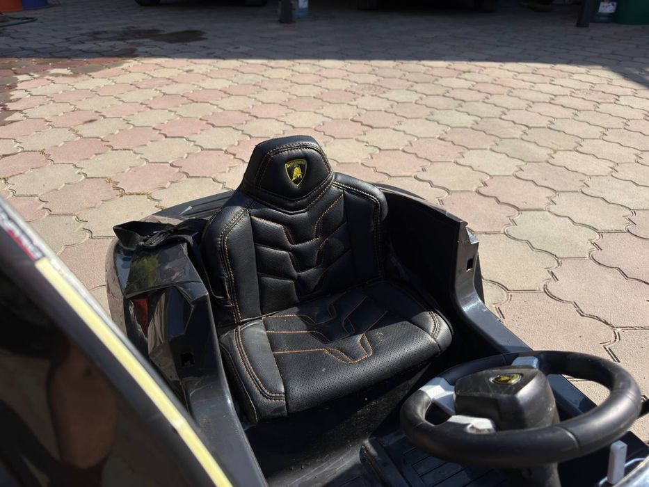 Lamborghini машинка