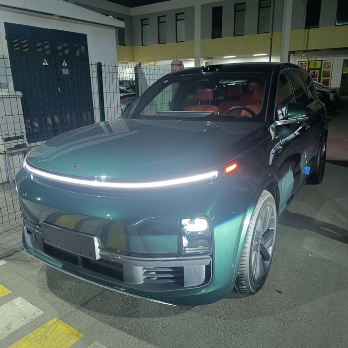 Li9 ultra full gibrid 2025