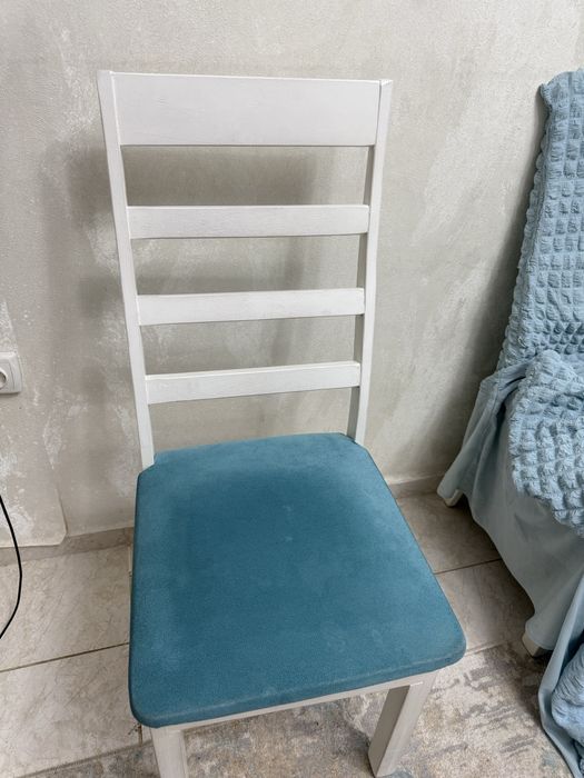 продам стулья цветс