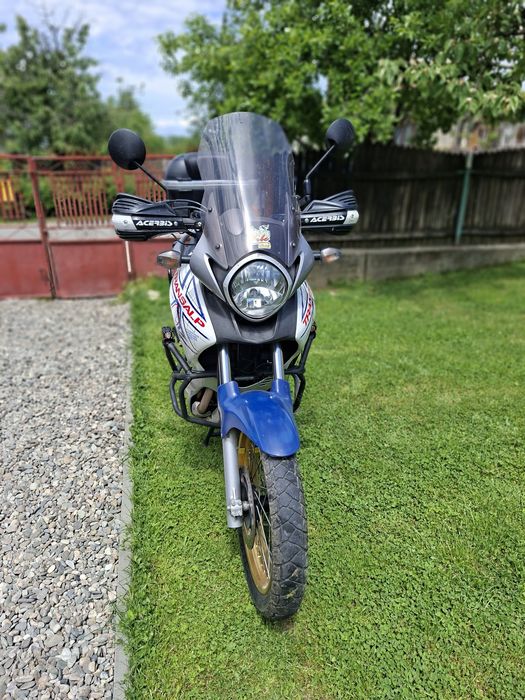 Honda Transalp 700