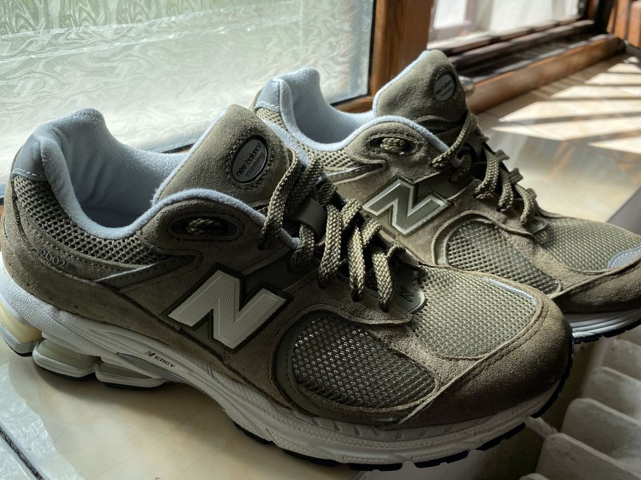 New balance 2002r olive oil