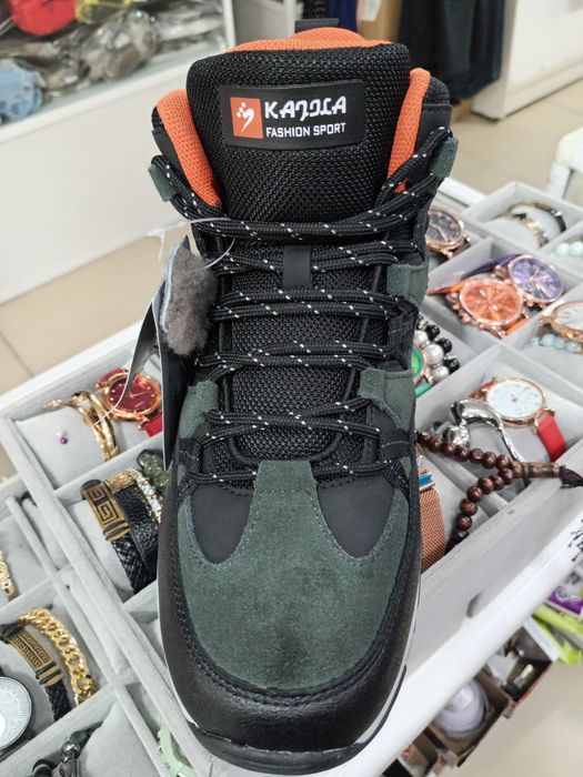 Кроссовки мужские