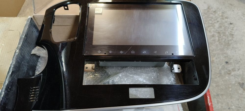 Продам автомогнитолу