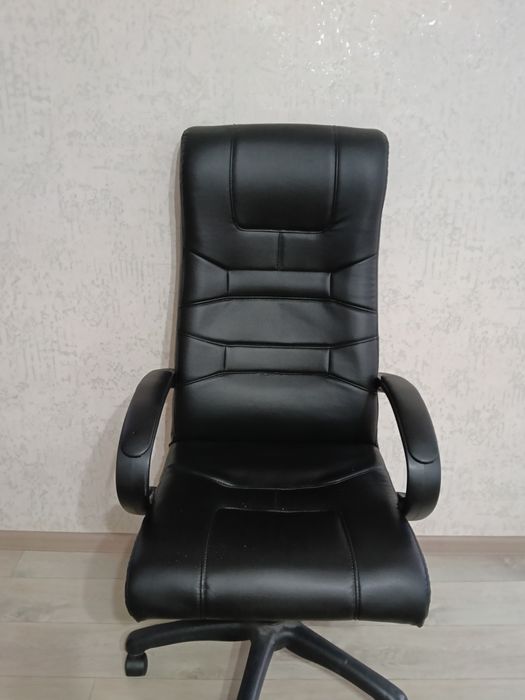 Компьютерное кресло