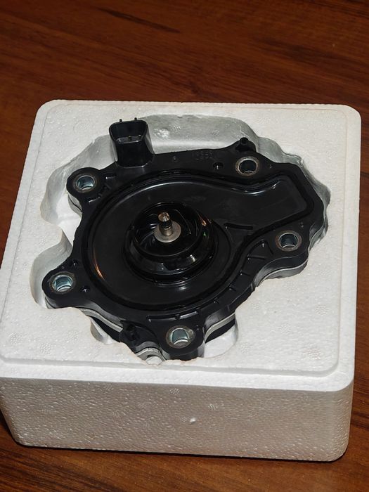 Водна помпа Тойота хибрид