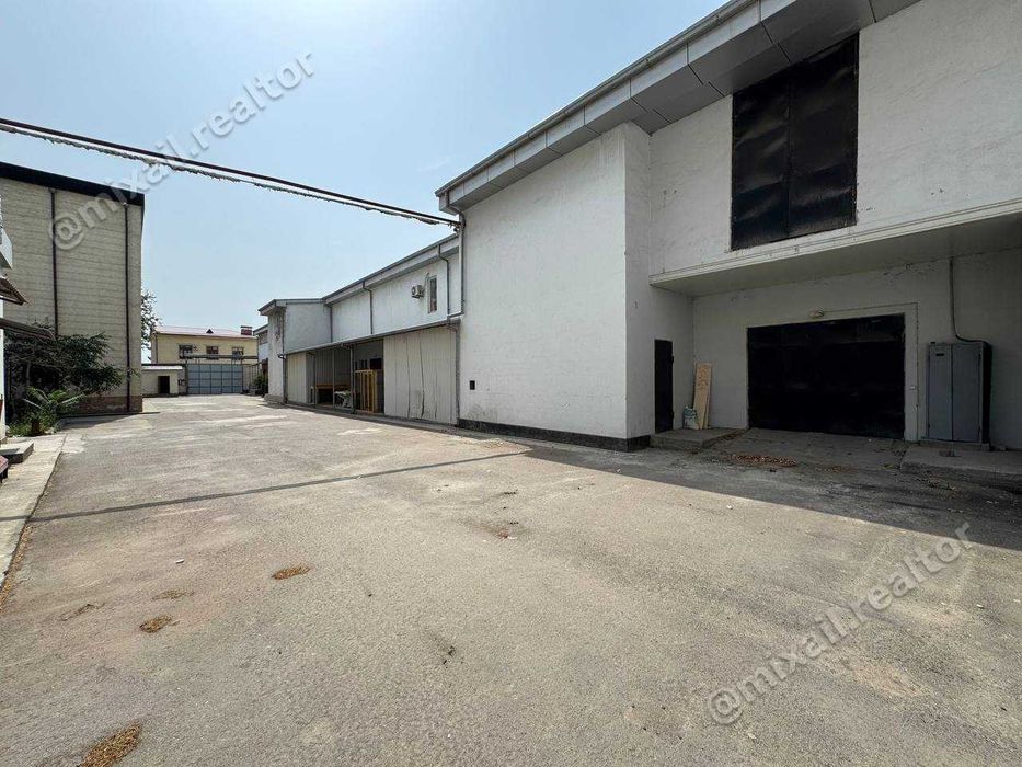 Продается База/Склад/Производство, Бектемир 32,5 сот, 3.936 м2 (87648)