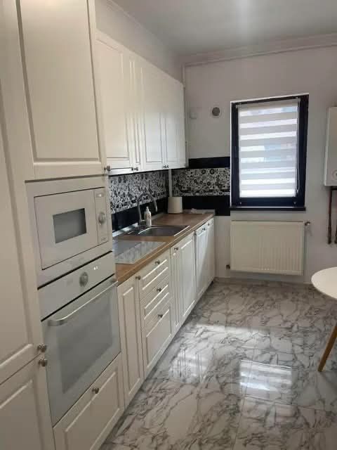 Inchiriez Apartament 2 Camere