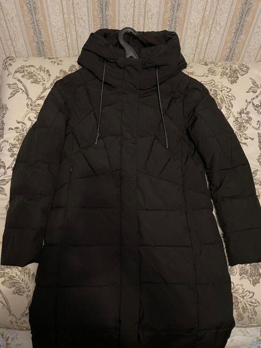 Продам пуховик женский 48 размер