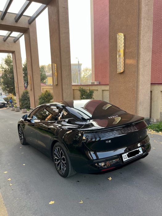 zeekr 007 zapas hod 660