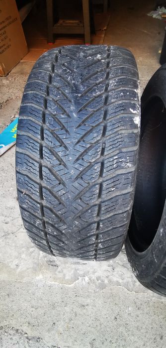 Зимни гуми Good Year Eagle Ultra Grip Run FLAT 225/50/R17
