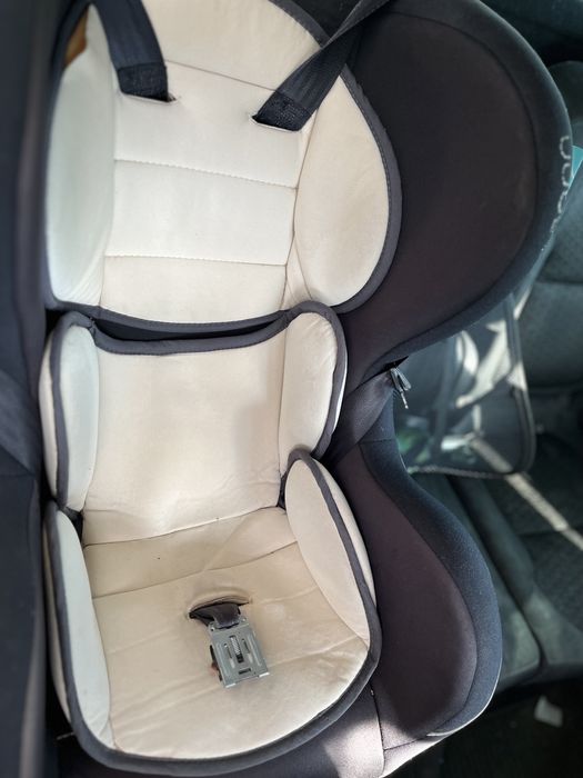 Детско Столче за кола 9-25 кг