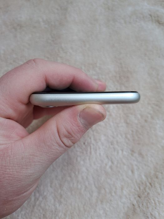 iPhone 11  Хорошш!!!