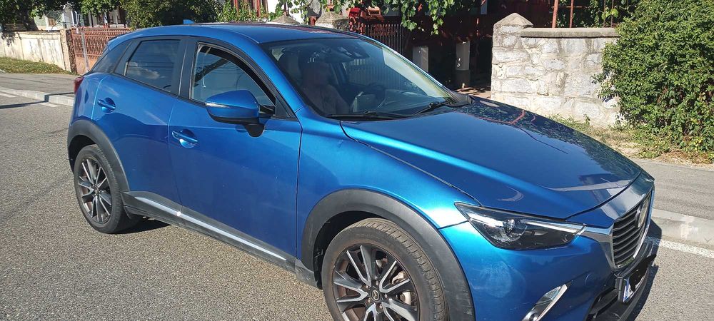 Mazda CX 3 2.0 4x4,cutie automata,usor avariata