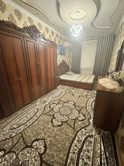 Мебель комплект сотилади