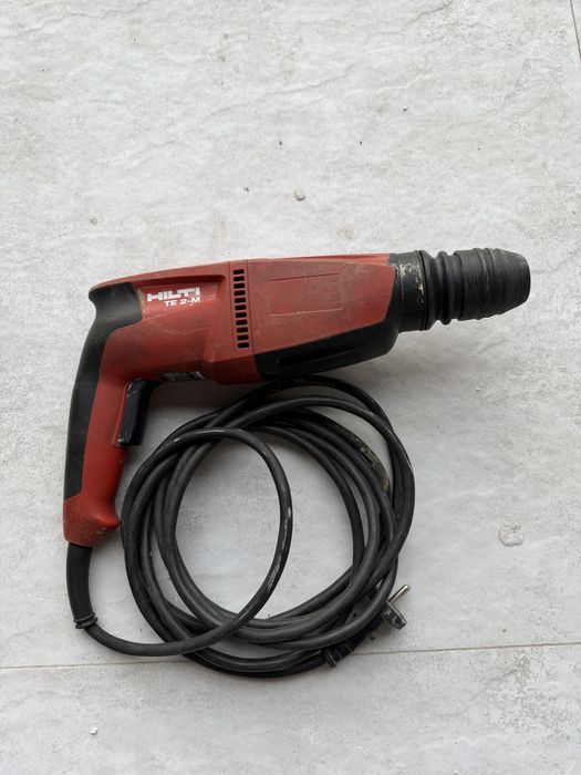Perfarator hilti