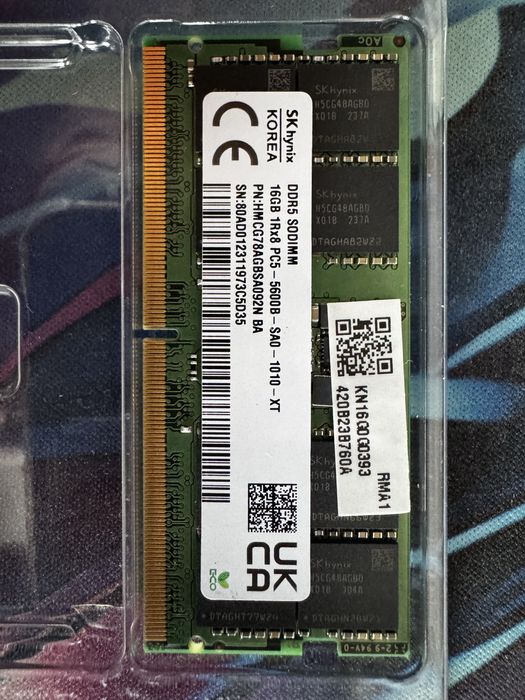Продам дектопную (ноутбучную) оперативную память на 16 гб 5600 мгц