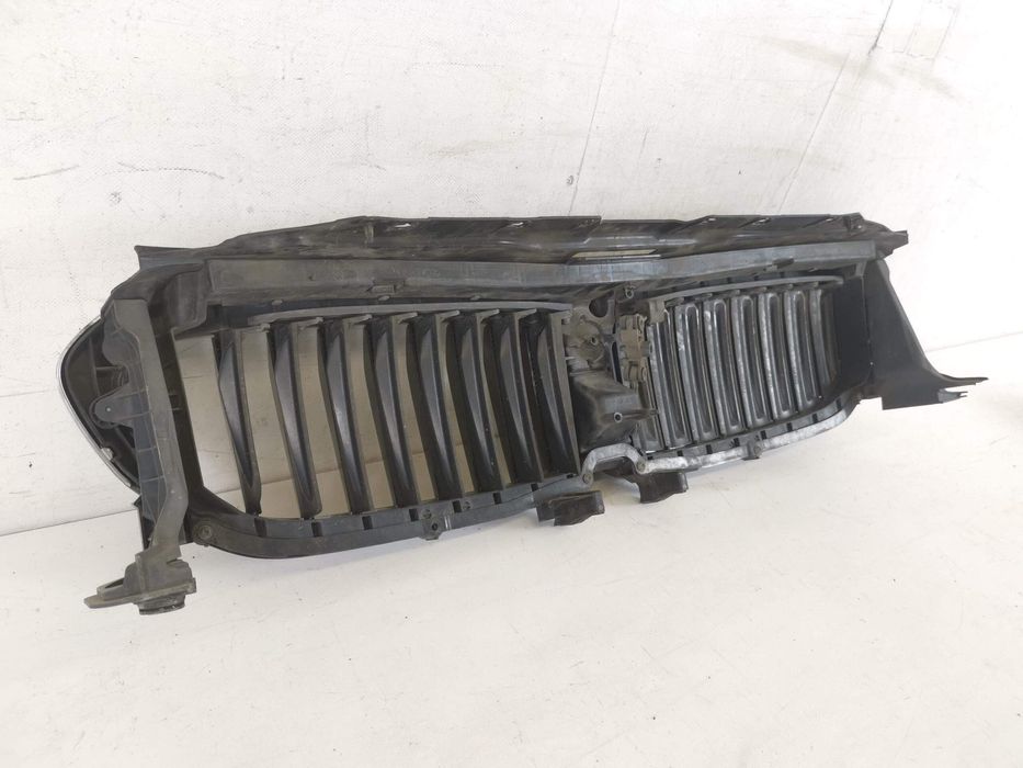 БМВ Серия 7 Г11/Г12 / BMW Seria 7 G11/G12 [ - ] Оригинална, в добро съ