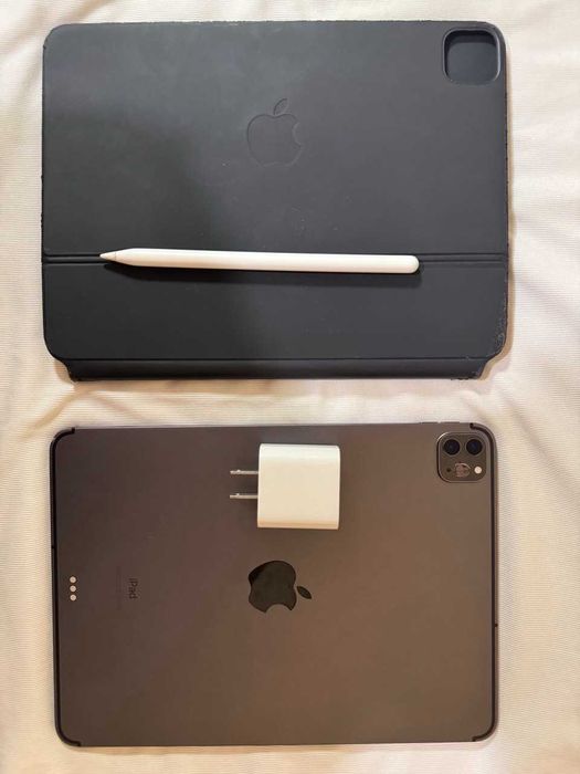 iPad Pro 11" 256GB + Magic Keyboard + Apple Pencil + SIM karta