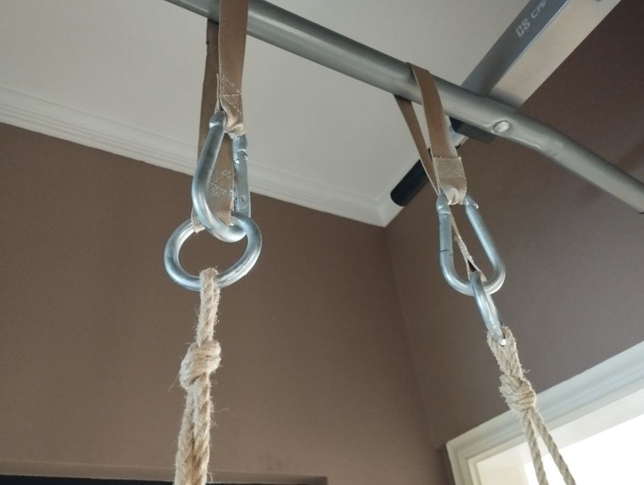 Бебешка люлка от естествени материали