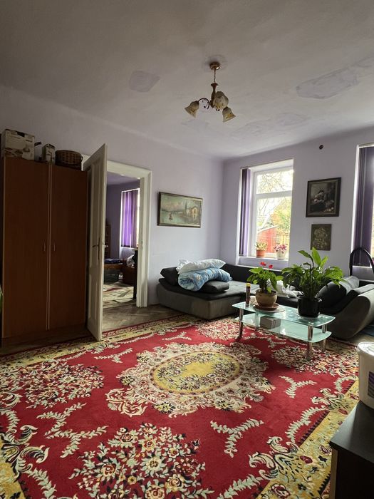 Apartament la casă , zonă ultracentrală
