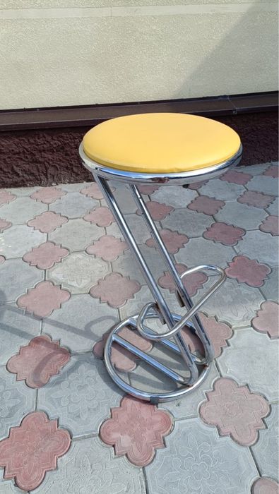 Продам кресло офисное