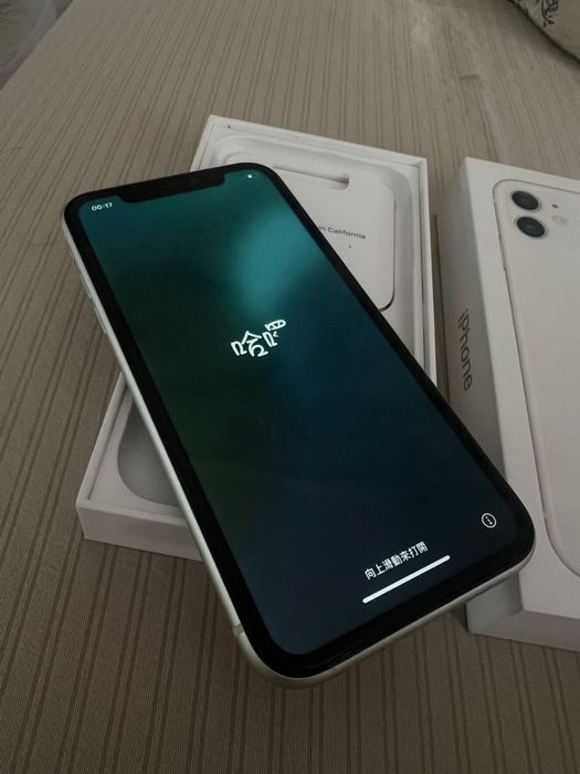 Продам iPhone 11