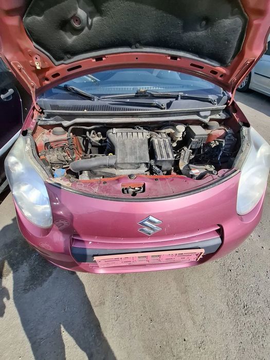 Dezmembrez Suzuki Alto
