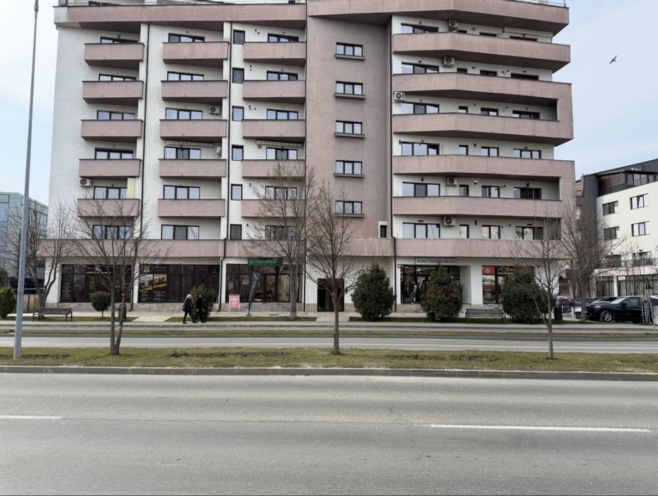 De închiriat Spațiu comercial Dem Rădulescu