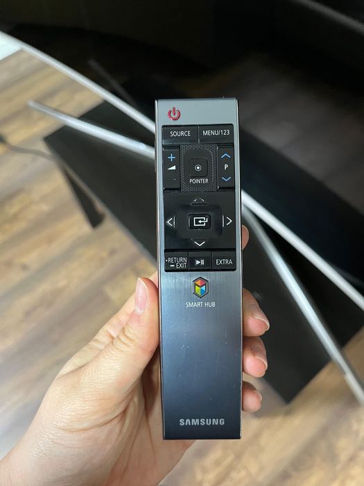 televizor Samsung UE78JS9500L crapat