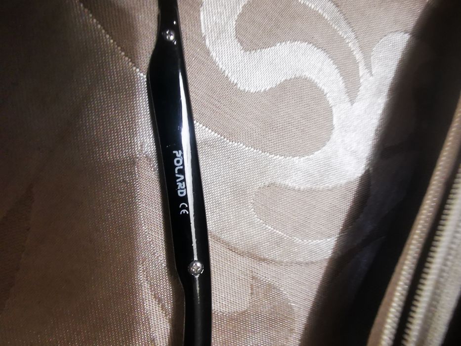 Слънчеви очила с калъф