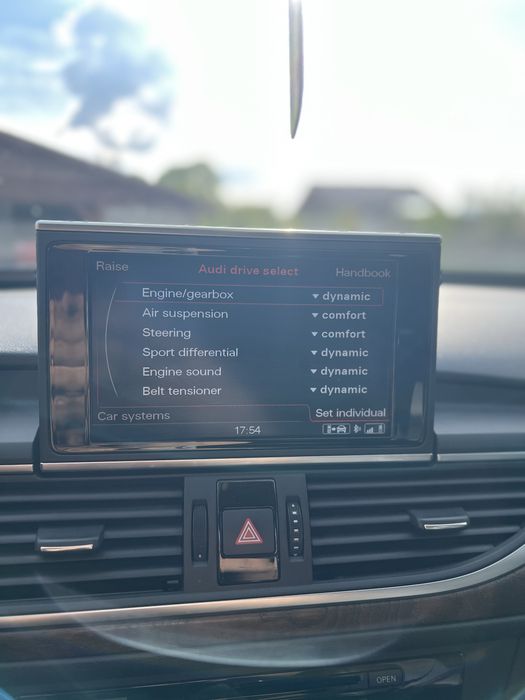 Vand / schimb audi s6 2014 cu pierderi de ulei intre v