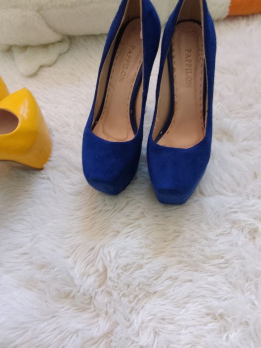 Срочно продам туфли