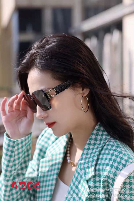 Женская очки сотилади