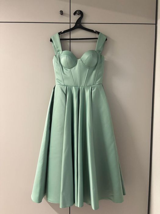 Вечернее платье на выпускной