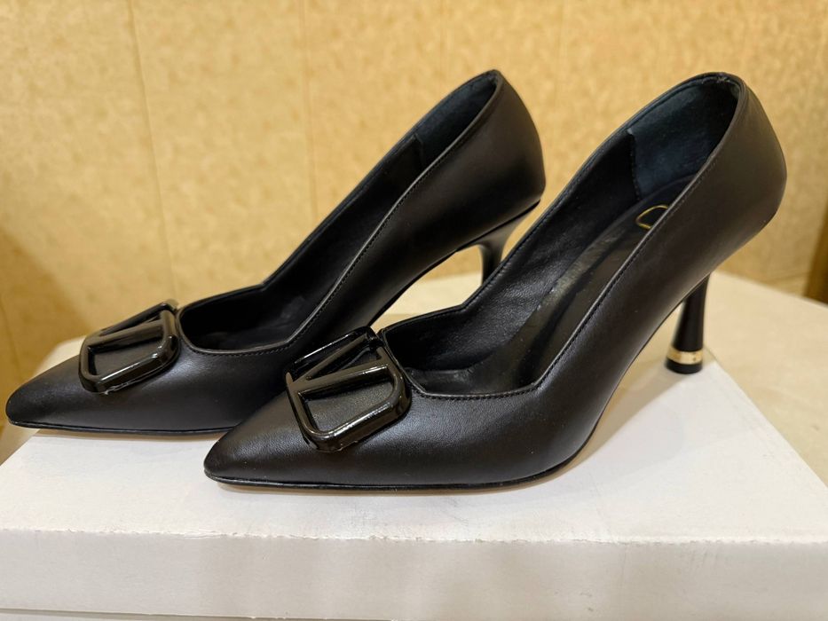 Новые женские туфли