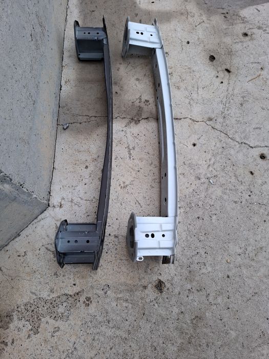 Усилитель заднего бампера