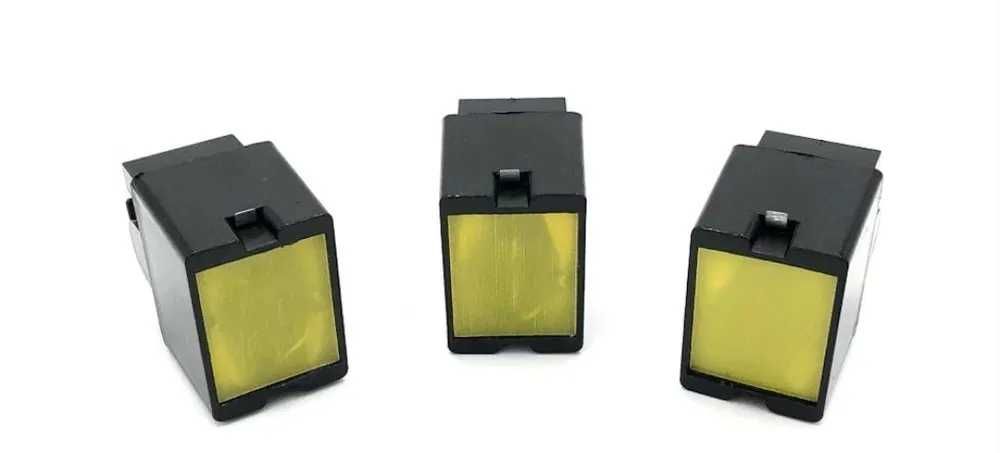 Pistol taser cu electrosoc, lanterna LED si laser, 3 rezerve