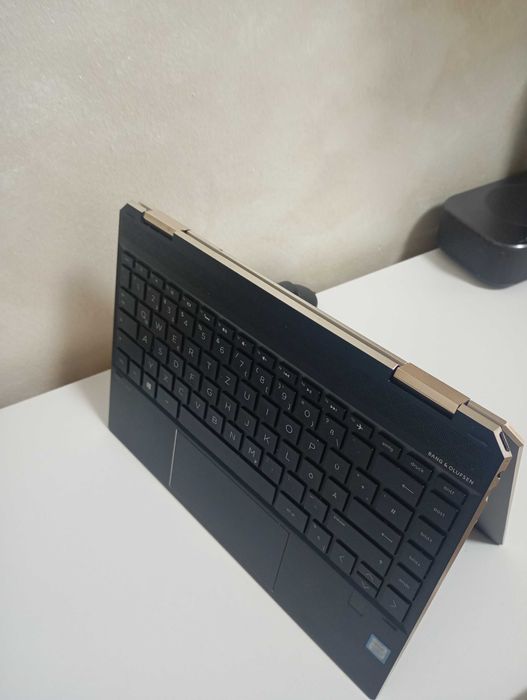 HP Spectre x360 13” 4K Touch – i7, 16GB RAM, ~512 SSD Samsung nou