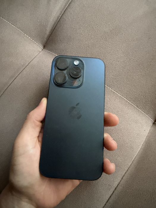 Iphone 15 pro 128 mb