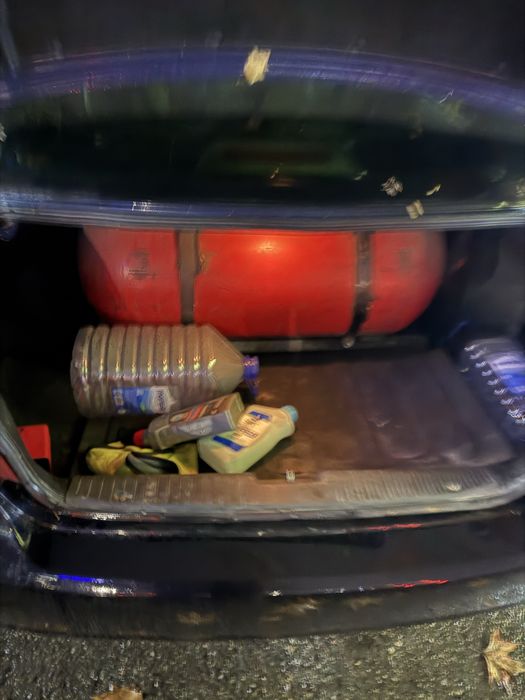 Lacetti 1,6 L avtomat  sotiladi