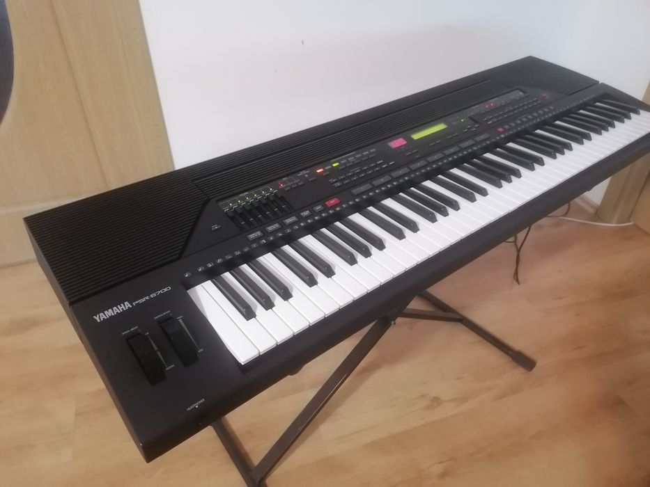 YAMAHA PSR-6700  pian orga profesional